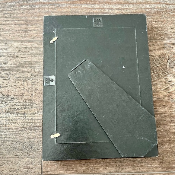 Elegant Brown Wooden Photo Frame 7/9 inches - Picture 10 of 15